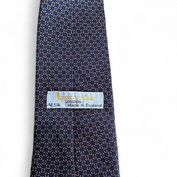 Vintage Aquascutum Silk Tie Mens Blue Geometric Print Silk 57" Regular Width - Picture 2 of 3